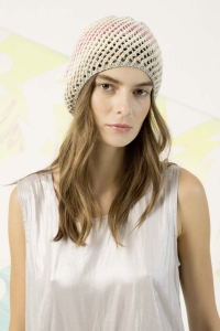 990-55 Modèle  Bonnet en Lang Yarns Sol Dégradé