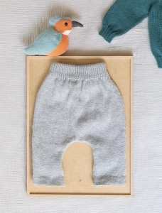 175/12 Modèle Pantalon sarouel en Plassard Layette Plus